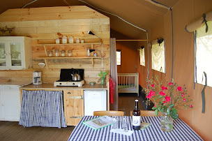 Photo n°21 de Le Petit Pauliat. Gîtes en safaritenten à Treignat (Agence de location de maisons de vacances)