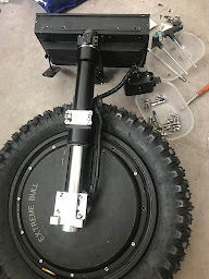 Photo n°13 de Bike France vente et réparation Vélo Trottinette Gyroroue à Paris (Atelier de réparation de véhicules de loisirs)