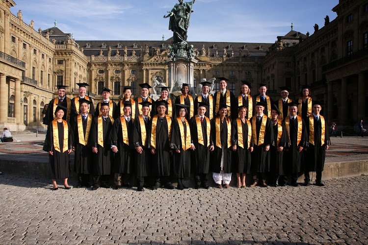 Executive Master of Business Administration (MBA) Universität Würzburg photo