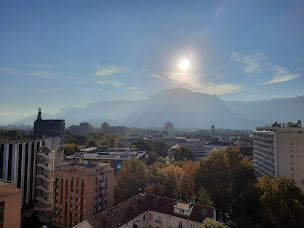 Photo n°4 de Violaine SERRE - Iad France - Immobilier - Grenoble à Grenoble (Consultant immobilier)