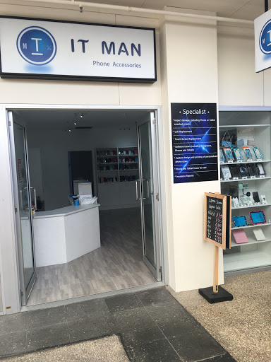 IT Man - Visual