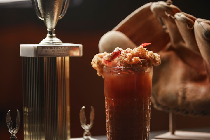 The Sporting Club by null