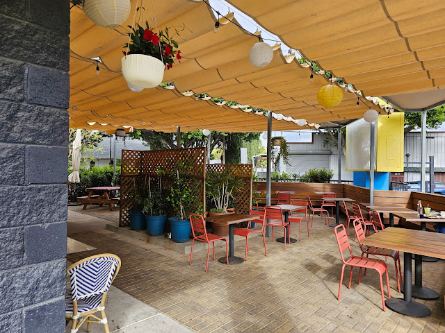 Lemon Poppy Kitchen by null