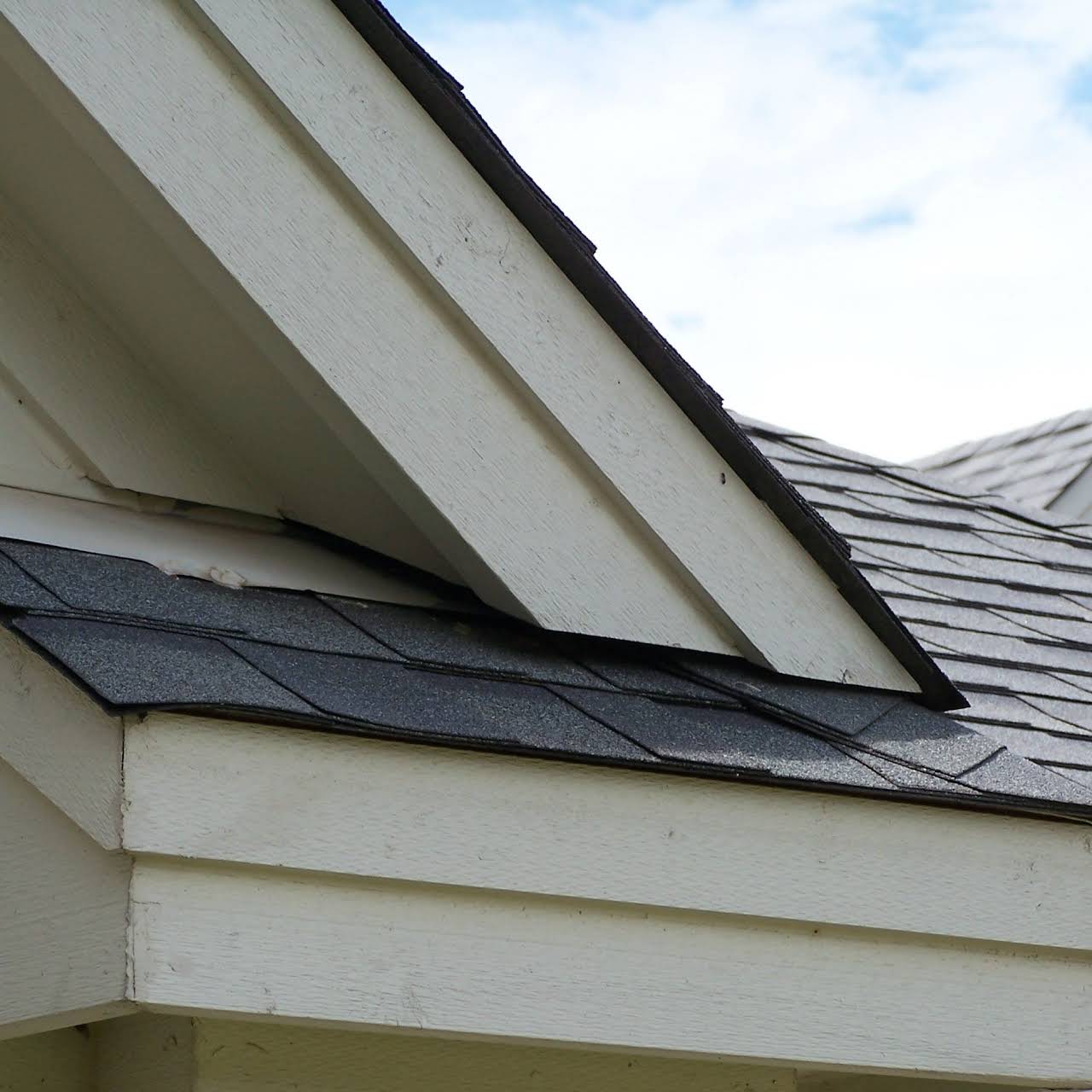 United Roofing & Siding Contractor Roofing Contractor