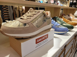 Photo n°15 de Damart Saint-Germain-En-Laye à Saint-Germain-en-Laye (Magasin de vêtements pour femmes)