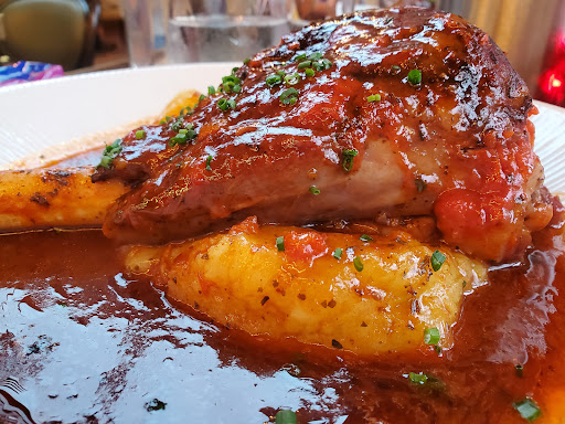 Rustique Restaurant - Visual