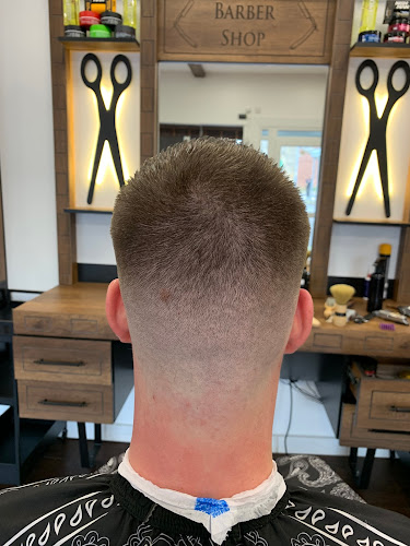 Comments and reviews of Mate's Barbers