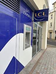 Photo n°9 de LCL Banque et assurance à Vauréal (Banque d'épargne)