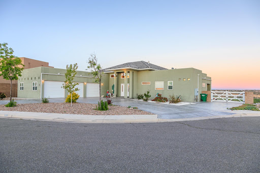 NM Dream House - Thumbnail