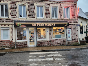 Photo n°1 de Au petit marché MANEGLISE à Manéglise (Poste)