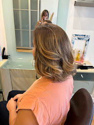 Photo n°9 de L’atelier coiffure à Pontault-Combault (Salon de coiffure)