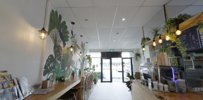 Cafe Lincoln