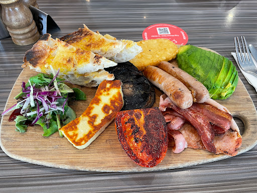 Buzz Bistro - Visual