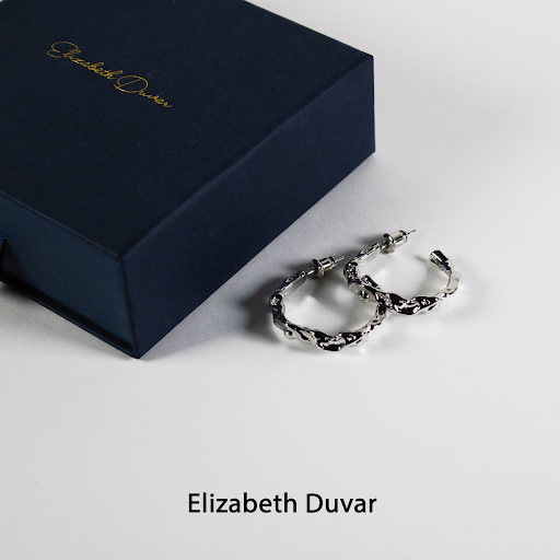 Elizabeth Duvar - Thumbnail