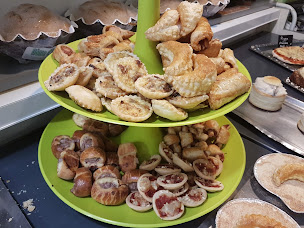 Photo n°23 de Boulangerie Pâtisserie Denis Gourdet à Saint-Yrieix-la-Perche (Restaurant de sundae)