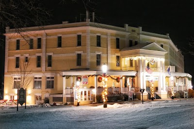 Photos of Stafford's Perry Hotel