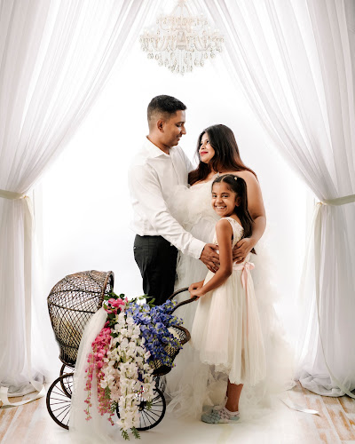 Papaya Peach Photography - Newborn, Maternity, 1st Birthday Cake Smash & Family Photography Phone number