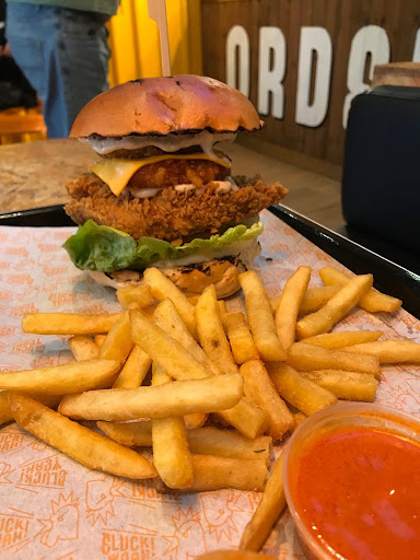 Cluck Yeah! - Visual
