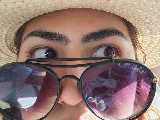 Eyebrow Threading parlor - Visual
