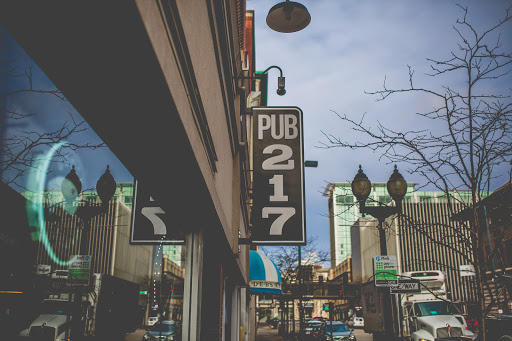 Pub 217 - Visual