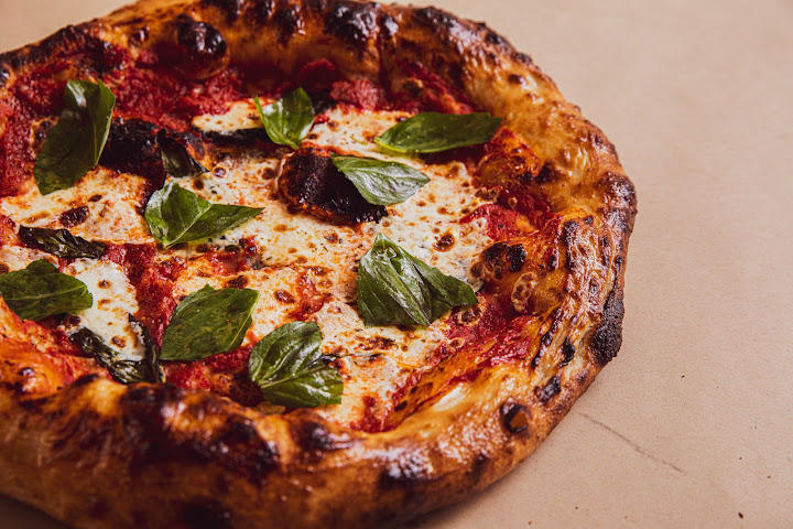 Hot Daisy Pizza by null