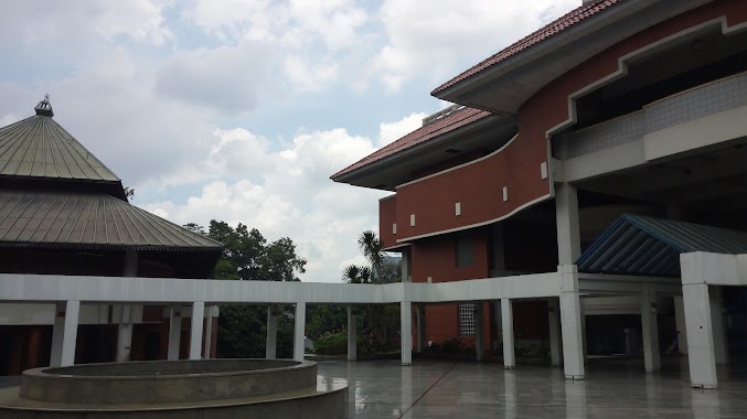 Masjid As-Salam Universitas Trilogi - STEKPI, Author: Andrian Sani