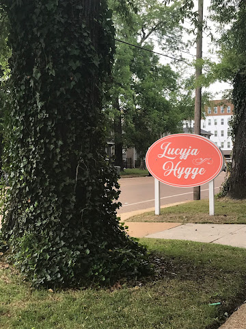 Lucyja Hygge by null