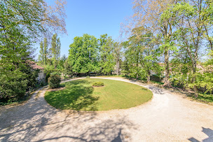 Photo n°65 de Maison d'hôtes au Château de la Villeneuve à Saint-Marcel (Chambre d'hôtes)