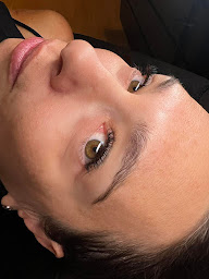 Photo n°10 de CILS BY JOY - Extension & rehaussement de cils à Saint-Clément-de-Rivière (Institut de soins du visage)