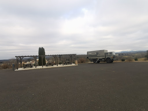 Place des bruyères Aire de Service Camping-car