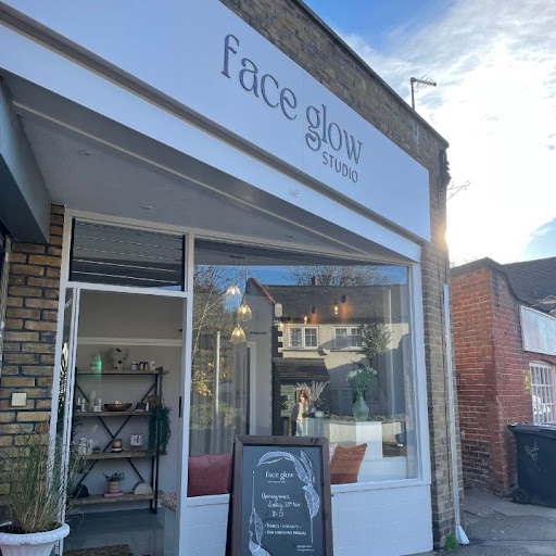 Face Glow Studio - Visual
