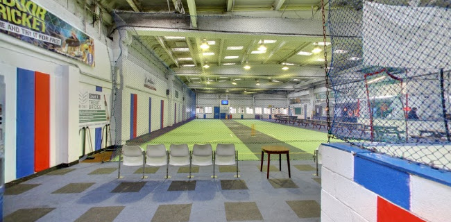 Comments and reviews of Pass Move Grin Sports Centre (Previously Bar Lane Community Sports)