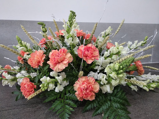 Atando flores
