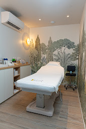 Photo n°9 de Slow Concept by Henri michel à Rennes (Salon de manucure)