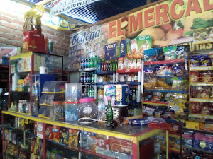 Bodega El Mercadito 4