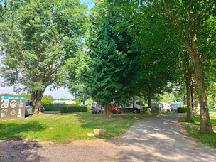 Photo n°6 de Camping de mon Village (Camping-Car Park) à Arleux (Terrain pour camping-cars)
