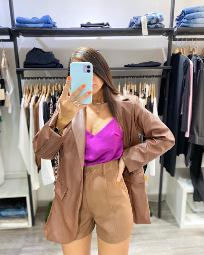 Street 82 Fashion World - Thumbnail