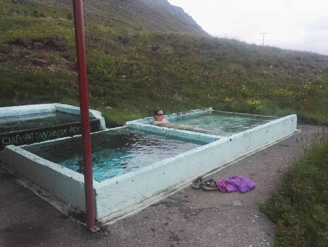 Pollurinn hot springs