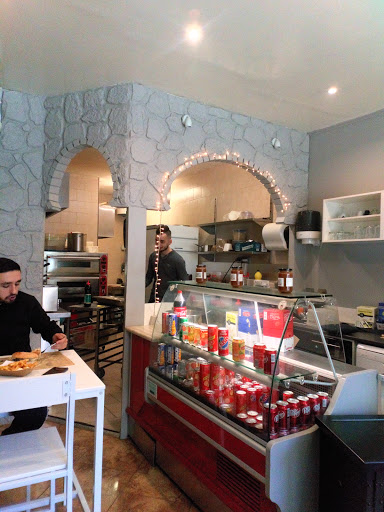 Karlos Pasta