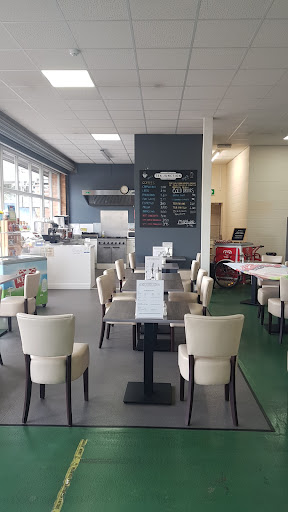 Tea Junction Cafe - Visual