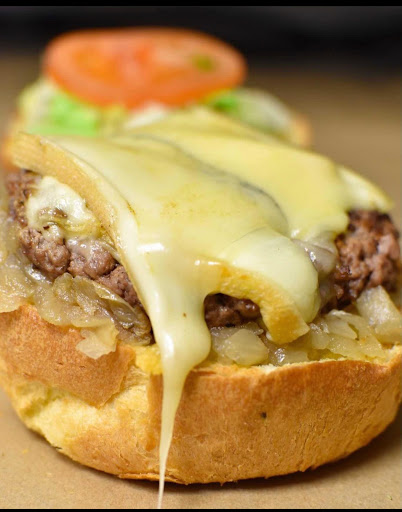 Photo 3 - BREAKING FOOD - Burgers, Poutines, Fish & Chips