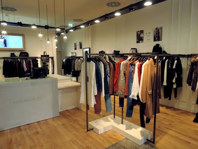 Photos of IKKS JUNIOR / IKKS WOMEN