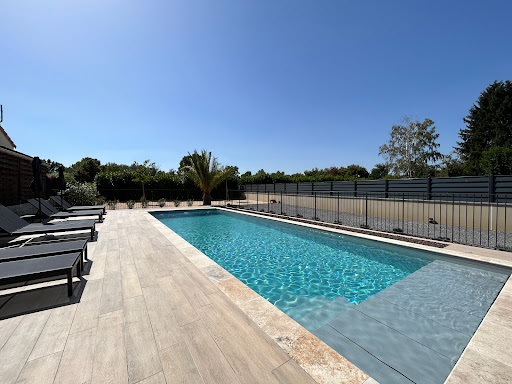 Photo de Clos des Mouliniers - Gites 5* en Ardèche - Piscine - Massages bien-être sur place à Saint-Privat (07200)