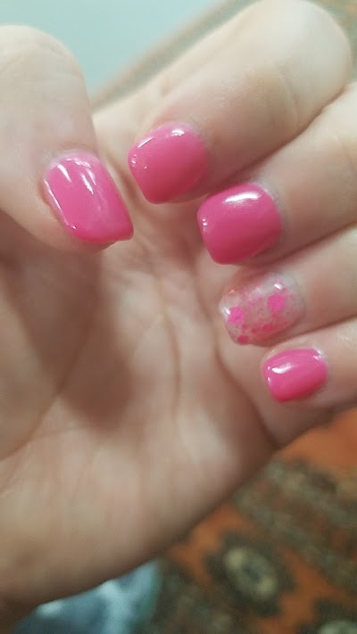 Maxx Nails & Spa