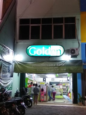 Apotik Golden, Author: Galih Priyanto