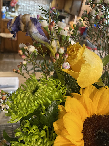 The Vineyard Florist, Inc. - Thumbnail