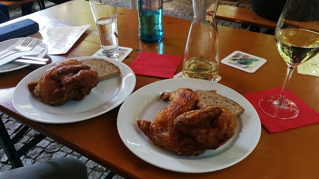 Zur kleinen Markthalle