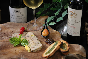 Photo n°5 de La Vallée Restaurant Crêperie Pizzeria sur Place et à Emporter à Bouafle (Pizzeria)