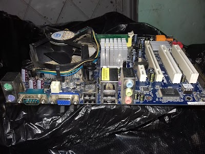 electronics-store