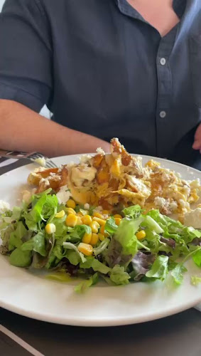 Opinii despre Yours Bar Restaurant în Σιθωνία - Πίτσα